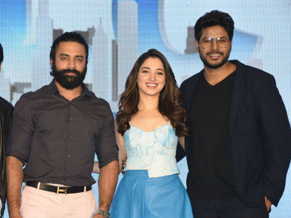 సెక్స్ వల్ల కొట్టుకునే ఒక గర్ల్ ఫ్రెండ్, బాయ్ ఫ్రెండ్