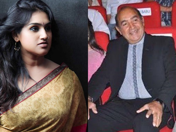 వందలాది చిత్రాలు