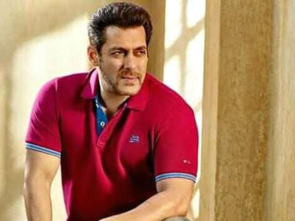 హాలీవుడ్ చిత్రాలు చూసే సమయంలో