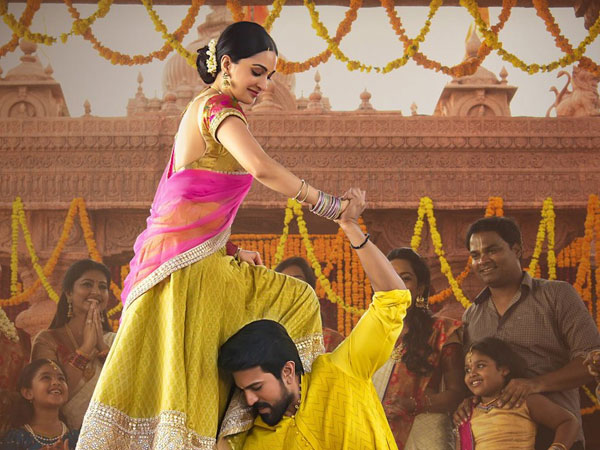 దర్శకుడిపైనే ఇక భారం