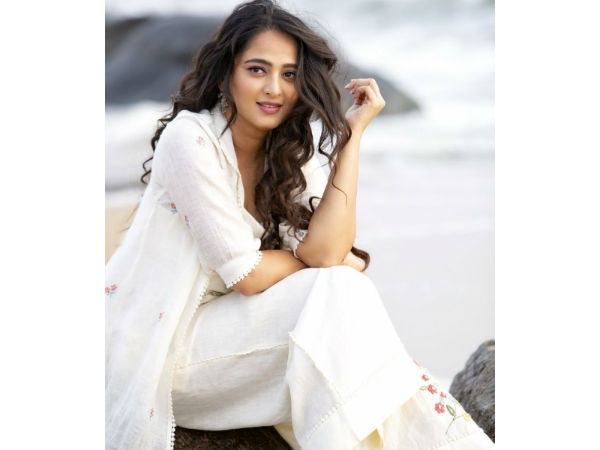 బీచ్లో మెరుపులు