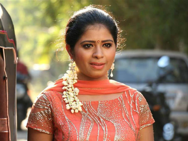 ఇరుకుటుంబాలు మళ్లీ ఒక్కటై