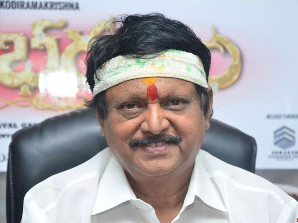 ఆయనతో చేయలేదనే వెలితి లేదు