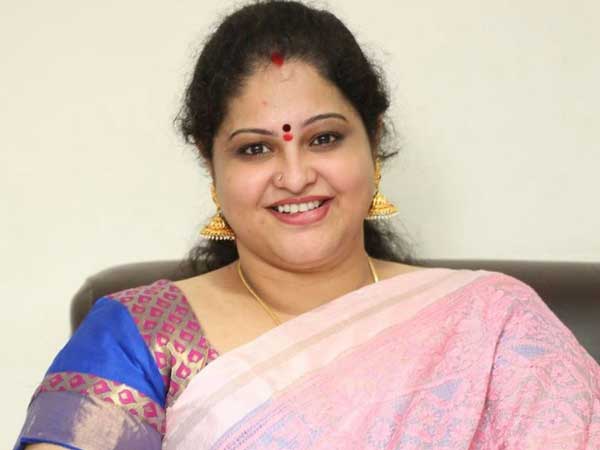 బయటపడ్డ చీటింగ్