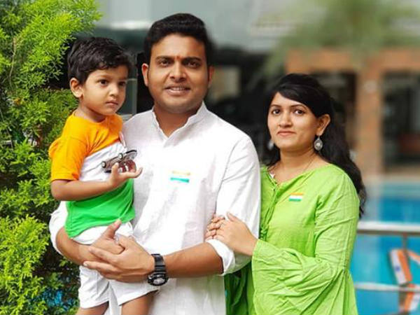 గెటప్ శ్రీను గుట్టు విప్పిన భార్య.. అర్ధరాత్రి కలలో మరొకరికి ప్రపోజ్.. ఇంతకీ ఎవరంటే