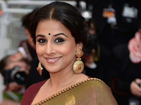 నన్ను నేను చూసుకొనే దానిని కాదు