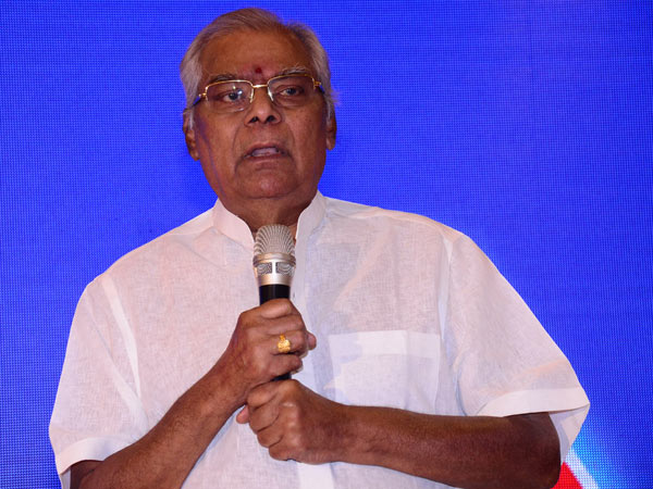 ‘మా' సాక్షిగా కోట శ్రీనివాసరావు నోరు నొక్కేసే ప్రయత్నం!