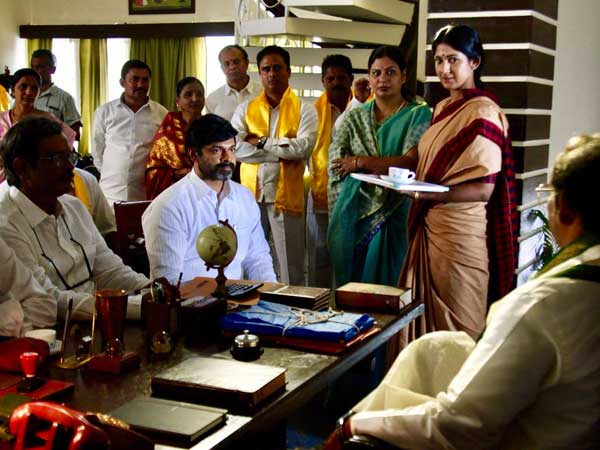 నటీనటులు