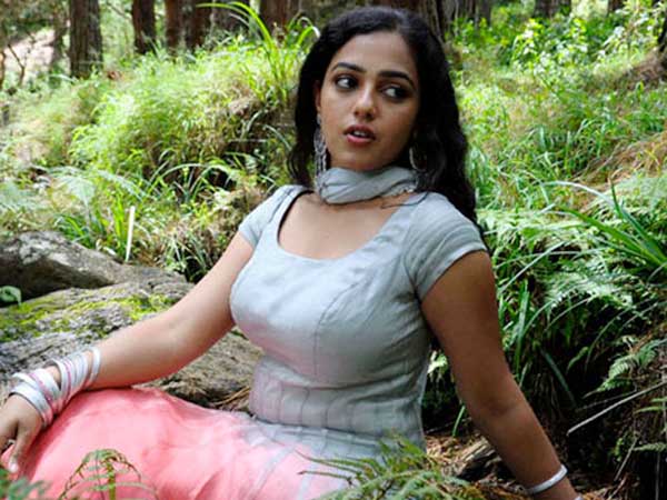 నత్తనడకన కెరీర్తో