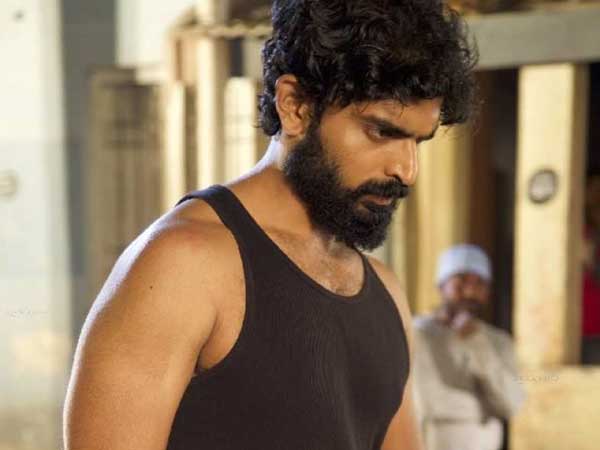 తెర ముందు, తెర వెనుక
