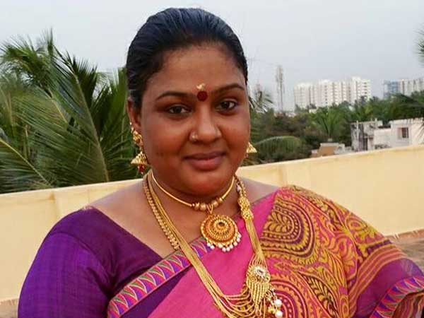 60 మంది మహిళలపై