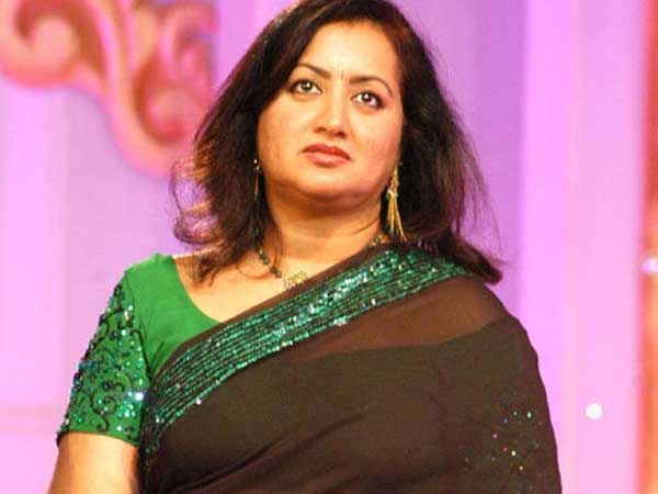 కన్నడ సినిమా పరిశ్రమ మద్దతు