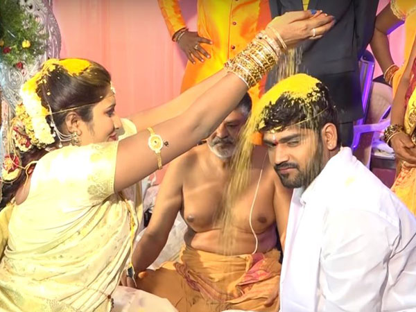 సమాజం గురించి పట్టుచుకోను, ఫ్రెండ్స్ దూరం అయ్యారు