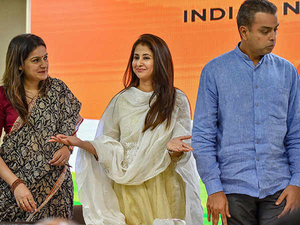 టికెట్ కేటాయిస్తే పోటీకి సై అని