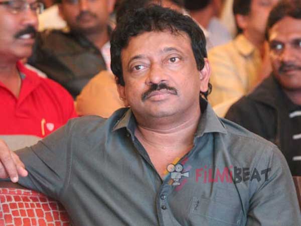 అడ్డుకున్న పోలీసులు
