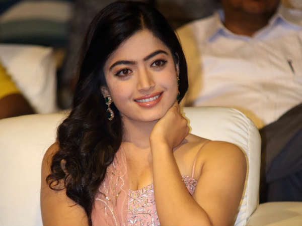 బ్లాక్బస్టర్ టైటిల్స్తో