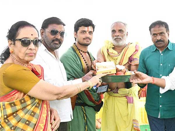Devineni movie Opening: Senior Actress Jamuna re entry after 30 years Devineni movie Opening: Senior Actress Jamuna re entry after 30 years