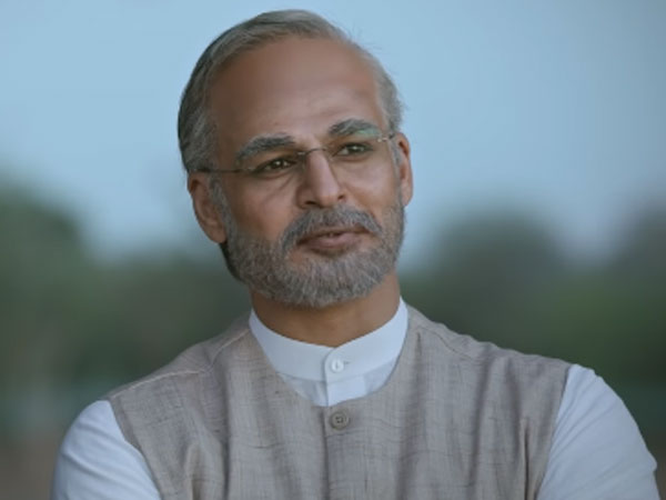 పీఎం నరేంద్ర మోదీపై ఈసీ నిషేధం