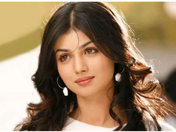 హీరోయిన్ ప్రైవేట్ పార్ట్స్పై కమెడియన్ నీఛమైన కామెంట్.. ఆమె భర్త ఎవరో తెలిస్తే!