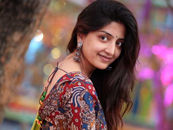 రెండేళ్లుగా నన్ను మానసికంగా... దారుణంగా.. పోలీసులకు పూనమ్ కౌర్ ఫిర్యాదు!