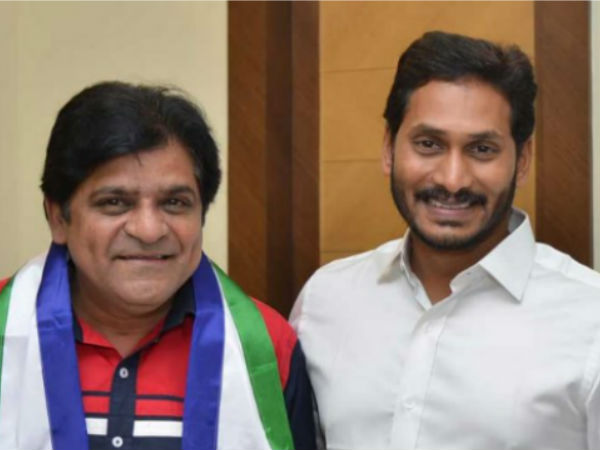 పులివెందుల ముద్దు బిడ్డ, పులి బిడ్డ అంటూ..