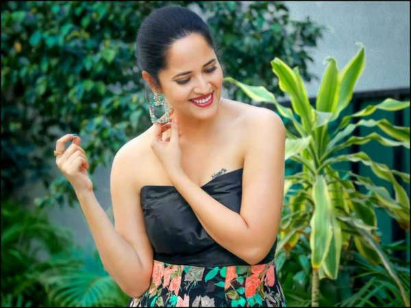 అనసూయ బిజీ బిజీ