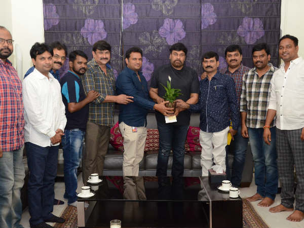 Chiranjeevi extends helping hand to Film Newscasters Association Chiranjeevi extends helping hand to Film Newscasters Association