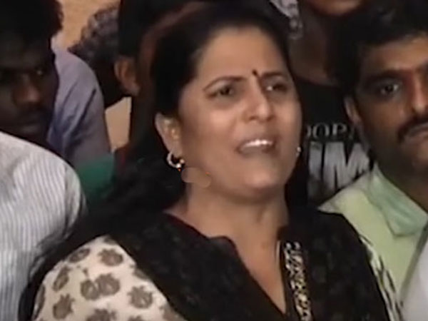 మోహన్ బాబుపై సంచలన ఆరోపణలు