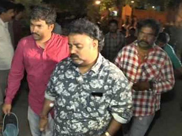 ఆస్తి వివాదాలు, భార్యతో గొడవలు