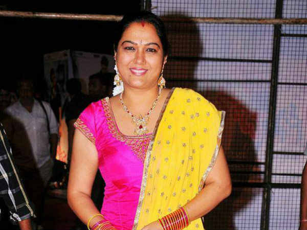 తప్పుడు దారులు పట్టే పరిస్థితి తేవొద్దు