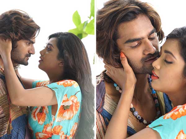 లిప్కిస్సులు చాలవన్నట్లు.. ప్రమోషన్స్ లోనూ