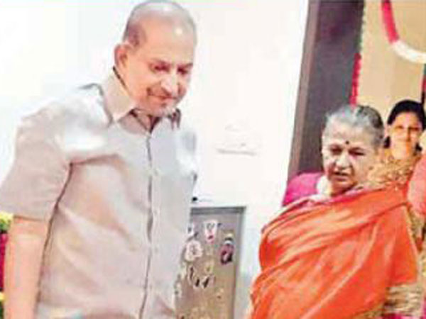 ఆమెకు ఏ లోటూ లేకుండా చూసుకున్నారు