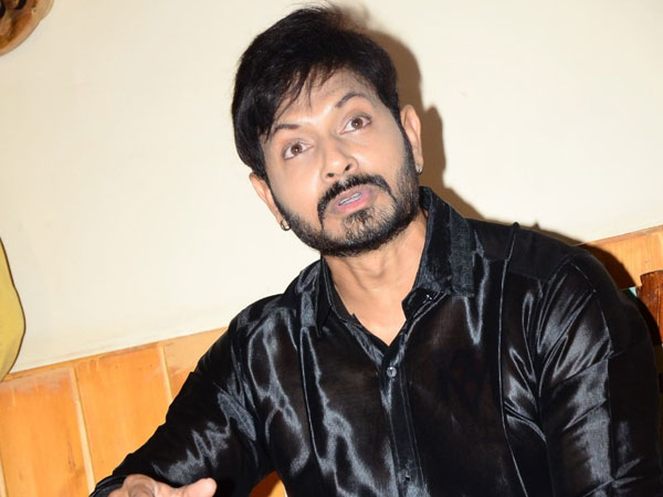 పోలీసులు భగ్నం చేశారు.. ఈ ఒక్క రోజు ఓపిక పడతాం