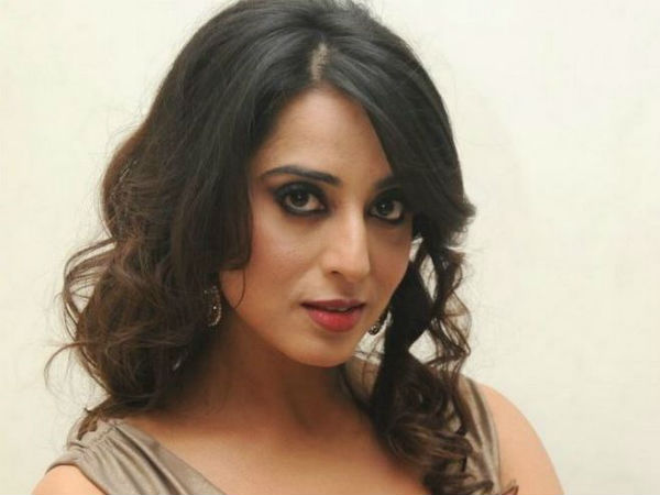 పోలీసులే దాడికి ప్రోత్సాహం