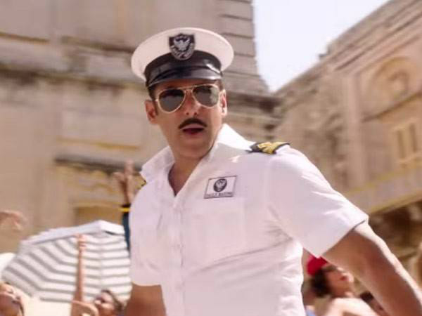 సానుకూలమైన టాక్తో ముందుకు