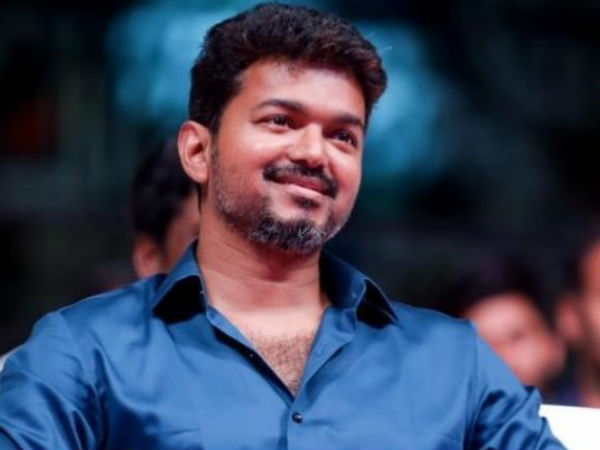 పాలిటిక్స్పై విజయ్ నజర్