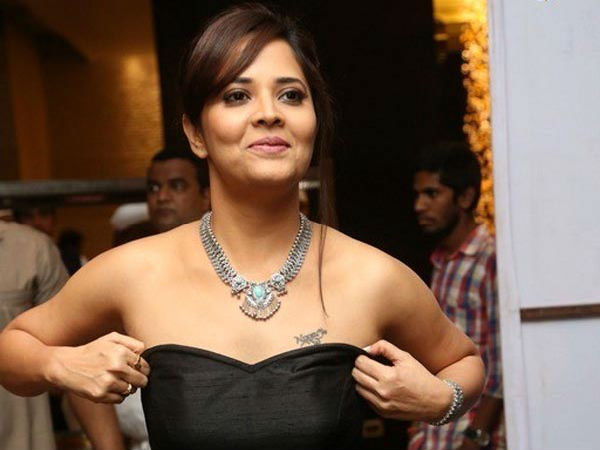 మగవారికి లేనిది ఆడవాళ్ళకెందుకు..?