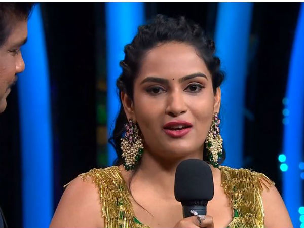 Tv Actress Himaja Enters Into the Bigg Boss House Tv Actress Himaja Enters Into the Bigg Boss House