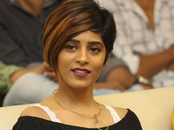 గొడవలు పడాలని చెప్పారు