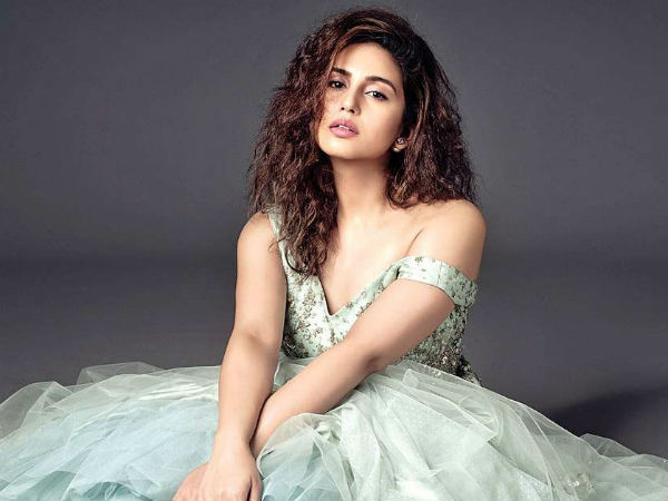 Actress Huma Qureshi into Hollywood Actress Huma Qureshi into Hollywood