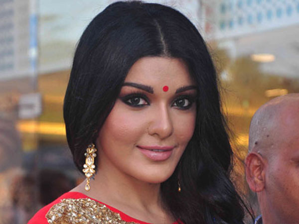 Cheque-bouncing case: Koena Mitra sentenced to six months in prison Cheque-bouncing case: Koena Mitra sentenced to six months in prison