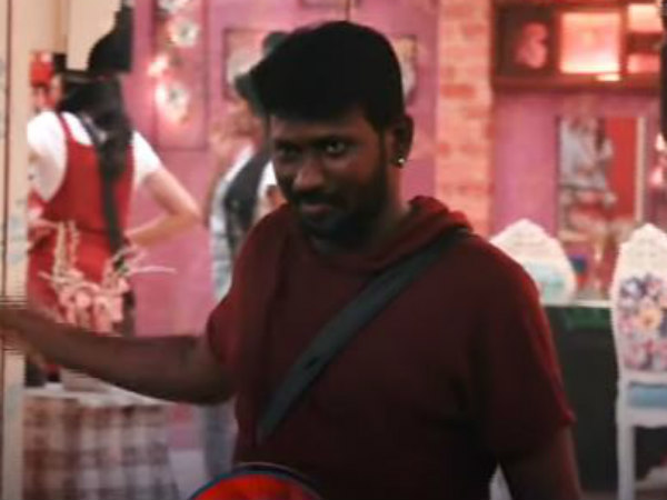 నాగార్జున లెవల్ ఏమిటి? మన పత్తాపారం ఏమిటి?