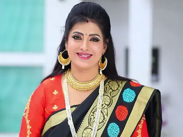 బీజేపీలో చేరిన ప్రియారామన్