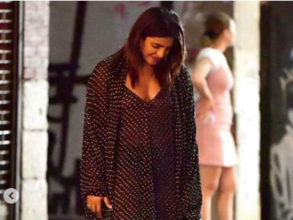Priyanka Chopa stroll down with out bra on New York streets Priyanka Chopa stroll down with out bra on New York streets