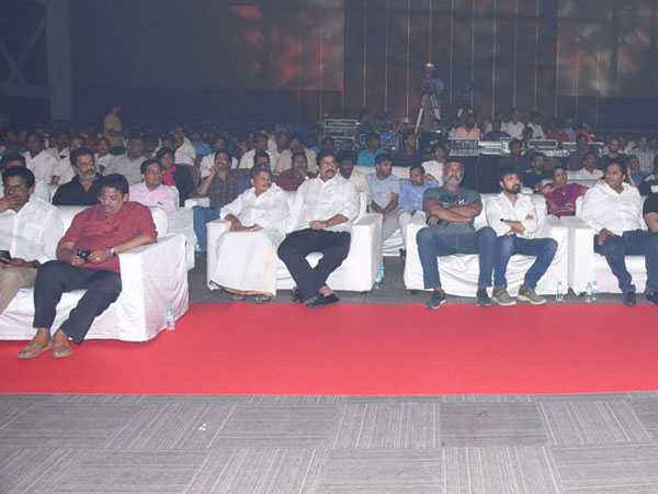 శ్రీహరి వల్ల ఎంతో మంది బాగా