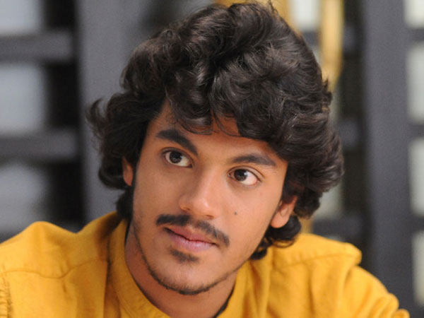 సంజయ్ అనే కుర్రాడి కథ
