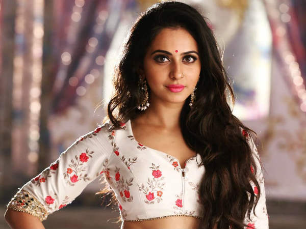 నెక్ట్స్ టైం ఎలాంటి డ్రెస్సు వేస్తుందో?