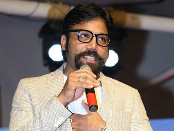 ప్రేమికులు కొట్టుకోవడం తప్పు కాదు