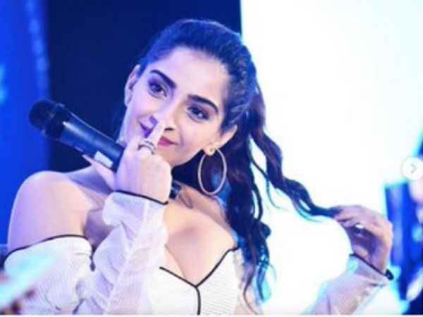 సోషల్ మీడియాలో యాక్టివ్