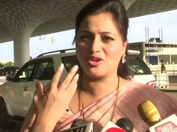 వైఎస్ జగన్ గురించి మాజీ తెలుగు హీరోయిన్, మహరాష్ట్ర ఎంపీ నవనీత్ కౌర్ కామెంట్
